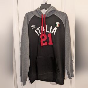 Umbro Italia sweatshirt heavy weight size‎ L front pocket cozy warm cute sturdy